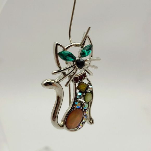 Vintage shiny multi-crystal silver tone cat brooch - Picture 2 of 6